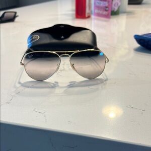 Ray-Ban Gold Aviator Sunglasses